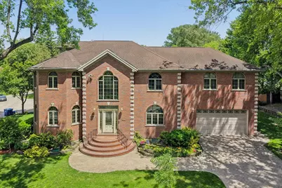 238 Westmoreland Drive, Wilmette, IL 60091 - Photo 1