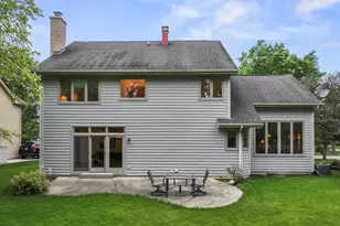 1155 Charter Oaks Dr, Bartlett, IL 60103 - Photo 33