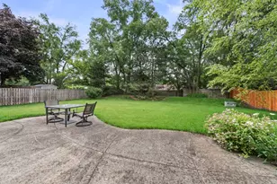 1155 Charter Oaks Dr, Bartlett, IL 60103 - Photo 31