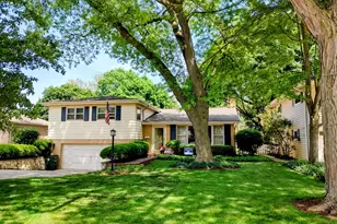 311 N Beverly Ln, Arlington Heights, IL 60004 - Photo 1