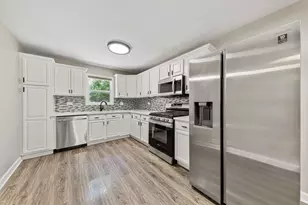 5140 156th St, Oak Forest, IL 60452 - Photo 5