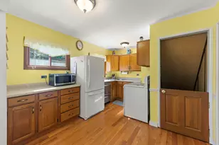829 S Grace St, Lombard, IL 60148 - Photo 9