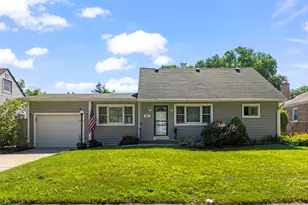 829 S Grace St, Lombard, IL 60148 - Photo 1