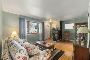 829 S Grace St, Lombard, IL 60148 - Photo 3