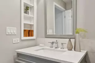 1122 N Dearborn St, Chicago, IL 60610 - Photo 13