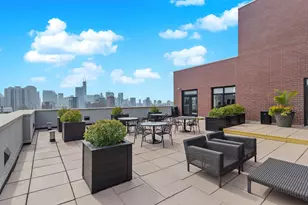 1122 N Dearborn St, Chicago, IL 60610 - Photo 23
