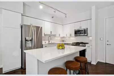 1122 N Dearborn Street #10C, Chicago, IL 60610 - Photo 9