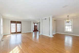 1297 Edgewood Rd, Lake Forest, IL 60045 - Photo 3