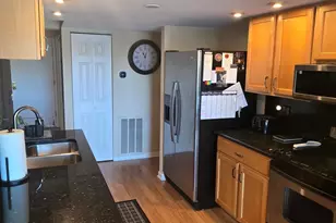 828 Graceland Ave, Des Plaines, IL 60016 - Photo 9