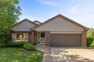 8407 Carriage Ln, Tinley Park, IL 60487 - Photo 1
