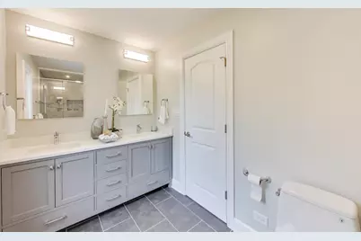 9350 Neenah Avenue, Morton Grove, IL 60053 - Photo 31