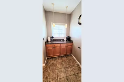 981 S Evergreen Avenue, Kankakee, IL 60901 - Photo 9