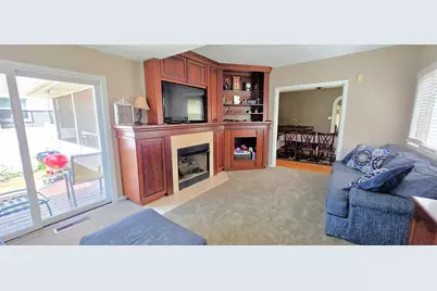 981 S Evergreen Avenue, Kankakee, IL 60901 - Photo 11