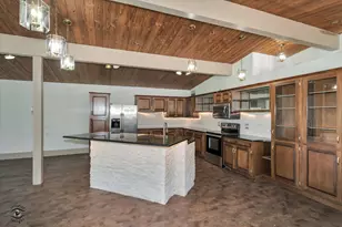 23935 S Kings Rd, Crete, IL 60417 - Photo 5