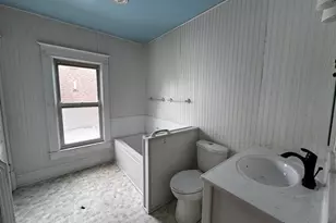 412 Rockwell St, Kewanee, IL 61443 - Photo 17