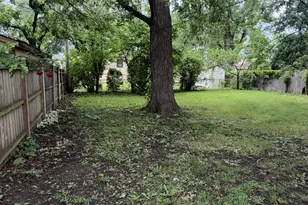 1024 S Wolf Rd, Des Plaines, IL 60016 - Photo 11