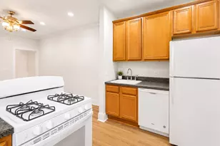 446 W Arlington Pl, Chicago, IL 60614 - Photo 9