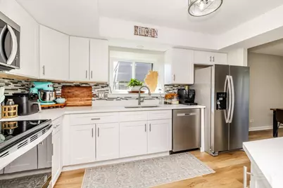 9190 South Road #C, Palos Hills, IL 60465 - Photo 7