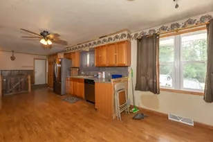 1572 Winnetka St, Dixon, IL 61021 - Photo 25