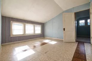 316 Spruce St, Dixon, IL 61021 - Photo 13