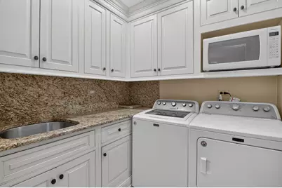 7806 Regency Grove Drive, Darien, IL 60561 - Photo 17