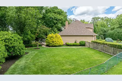 7806 Regency Grove Drive, Darien, IL 60561 - Photo 5