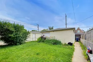 3439 S Hermitage Ave, Chicago, IL 60608 - Photo 31