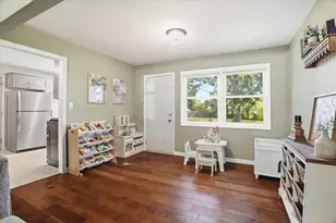 2512 Highland Dr, Lindenhurst, IL 60046 - Photo 11