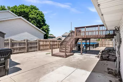 2102 Pacific Avenue, Bloomington, IL 61701 - Photo 33