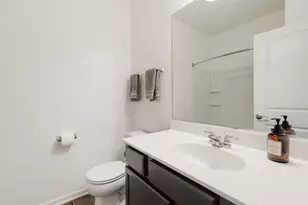 804 Four Seasons Blvd, Aurora, IL 60504 - Photo 15