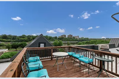 161 S Grove Avenue, Elgin, IL 60120 - Photo 27