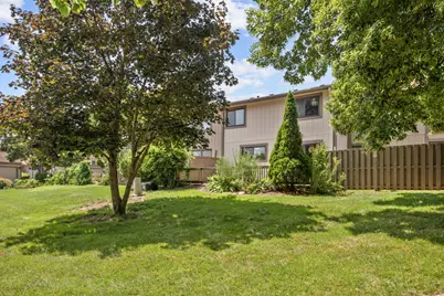 713 Acadia Court, Roselle, IL 60172 - Photo 27