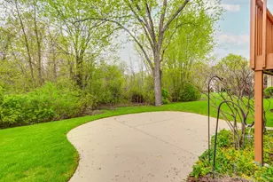 14805 Creekside Path, Libertyville, IL 60048 - Photo 37