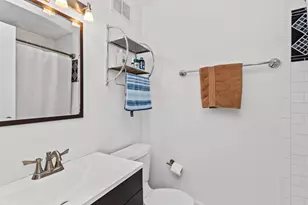 4343 N Clarendon Ave, Chicago, IL 60613 - Photo 9