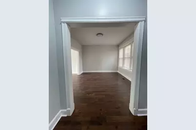 916 W 68th Street #1W, Chicago, IL 60621 - Photo 3