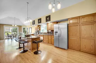 708 Galway Ln, Prospect Heights, IL 60070 - Photo 13
