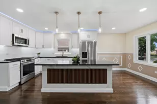 1056 W 107th Pl, Chicago, IL 60643 - Photo 9