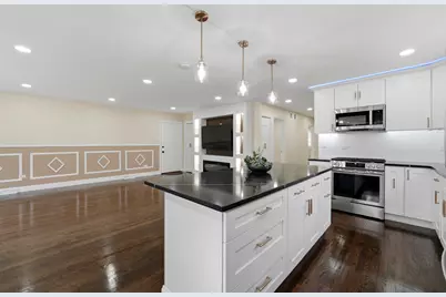 1056 W 107th Place, Chicago, IL 60643 - Photo 11
