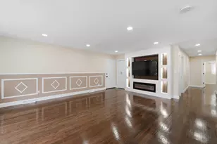 1056 W 107th Pl, Chicago, IL 60643 - Photo 7