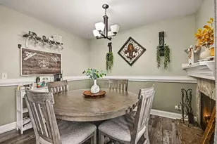 30W100 Maplewood Dr, Warrenville, IL 60555 - Photo 7