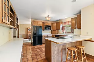 23086 Glidden Rd, Dekalb, IL 60115 - Photo 11