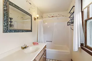 23086 Glidden Rd, Dekalb, IL 60115 - Photo 17