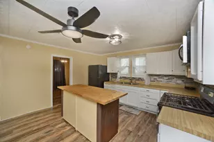 1111 Walnut St, Ottawa, IL 61350 - Photo 3