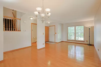 20456 Spruce Lane, Crest Hill, IL 60403 - Photo 5