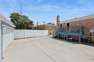 3105 St Charles Rd, Bellwood, IL 60104 - Photo 21