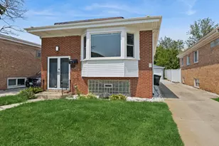 3105 St Charles Rd, Bellwood, IL 60104 - Photo 1