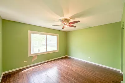1716 Parklane Avenue, McHenry, IL 60050 - Photo 7