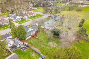 407 W 4th St, Byron, IL 61010 - Photo 41