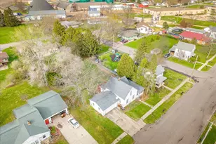 407 W 4th St, Byron, IL 61010 - Photo 39