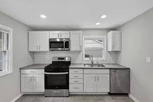415 Alma Terrace, Cary, IL 60013 - Photo 11
